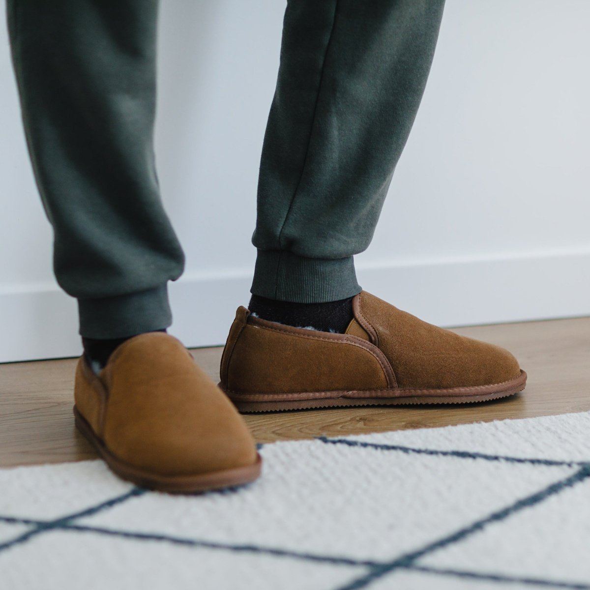 Wool lined slipper - Chestnut Main