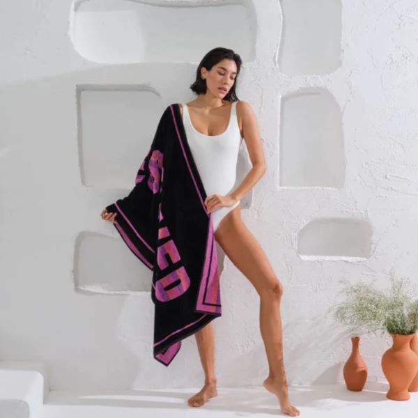 The Perfect Beach Towels: Unveiling Your Essential Summer Companion