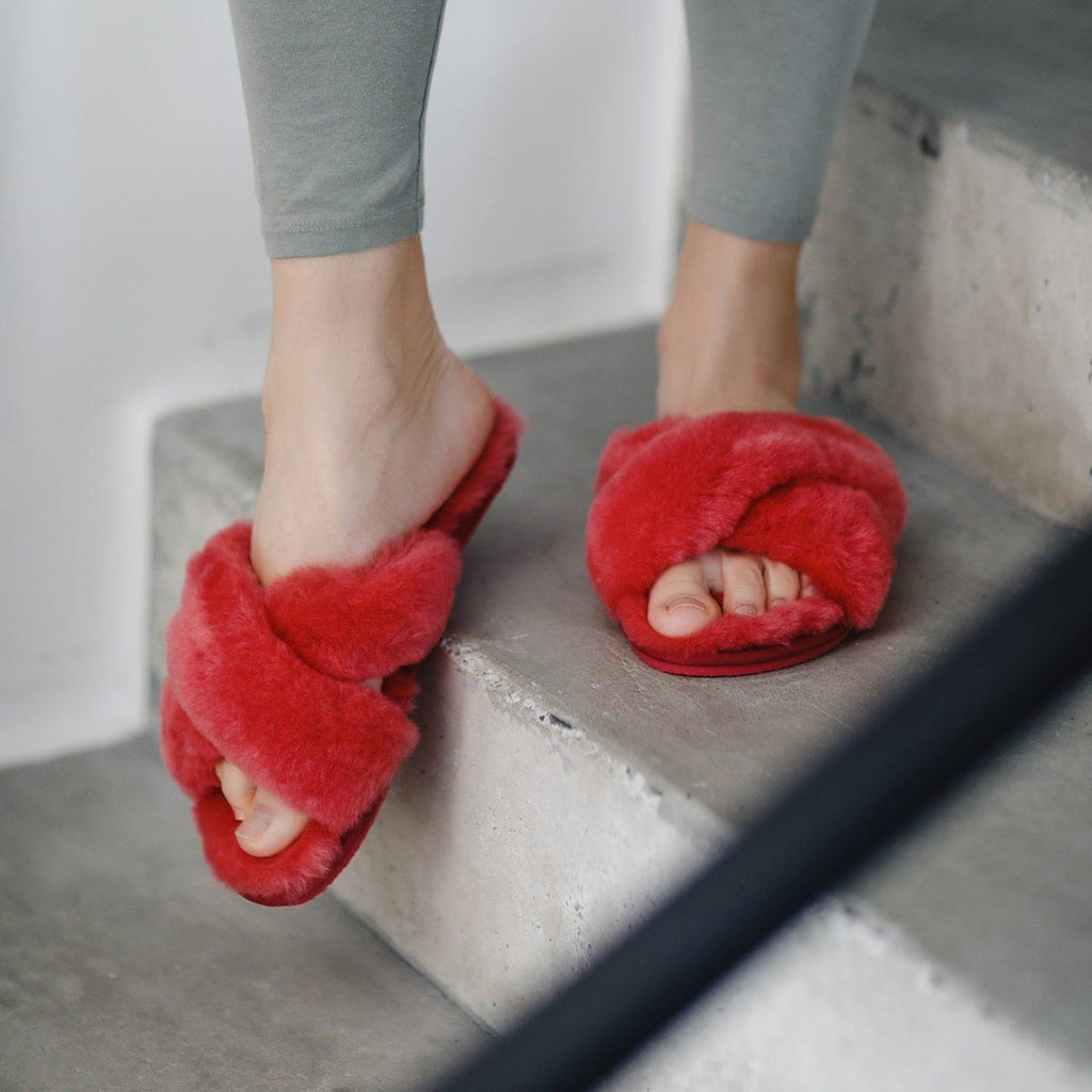 Sheepskin Toe Post Slippers - Red Main
