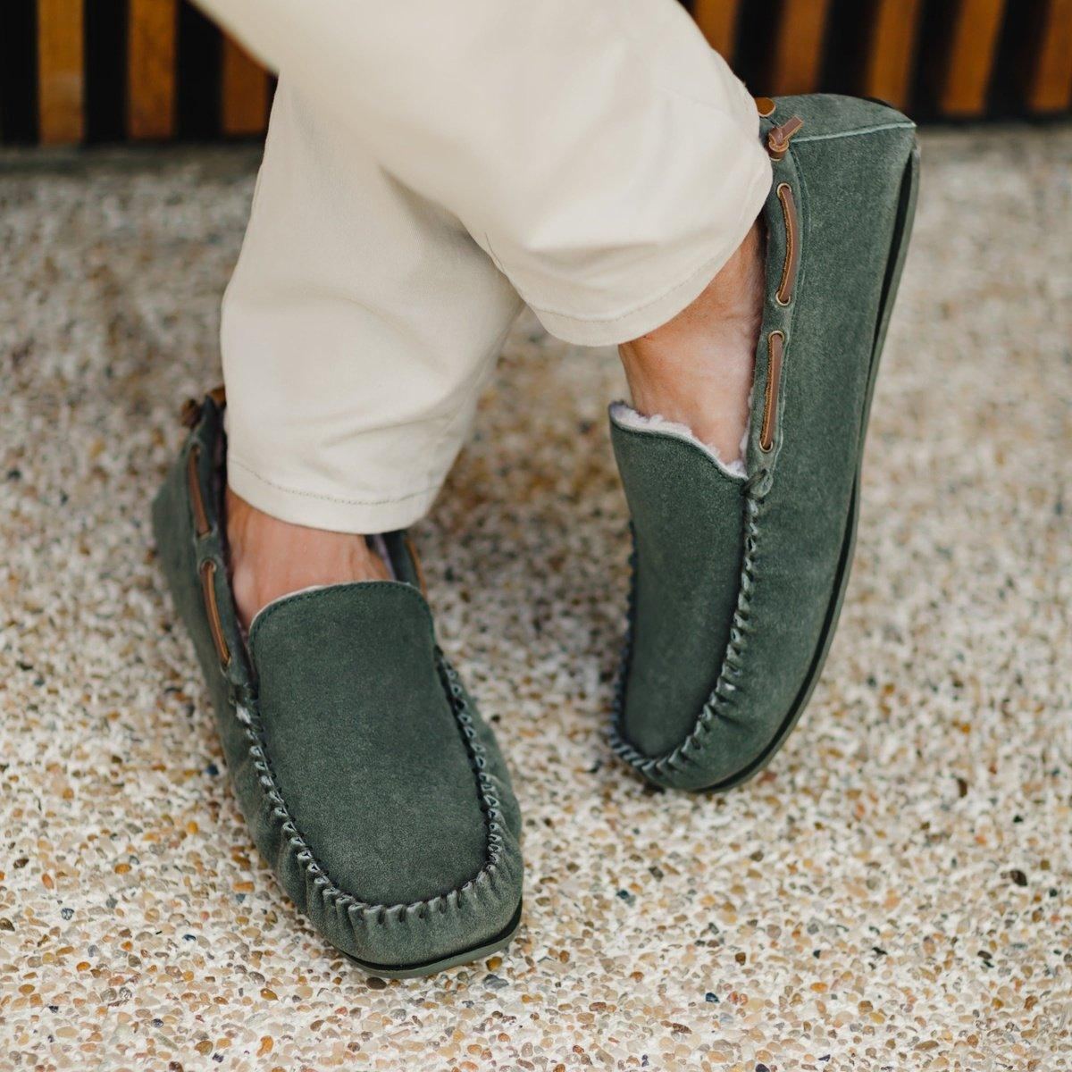 Fleece lined moccasins mens hotsell